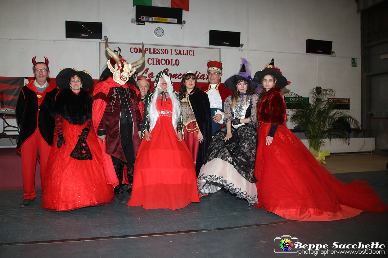 VBS_5019 - Investitura Re Peperone e Bela Povronera Carnevale di Carmagnola 2024.jpg